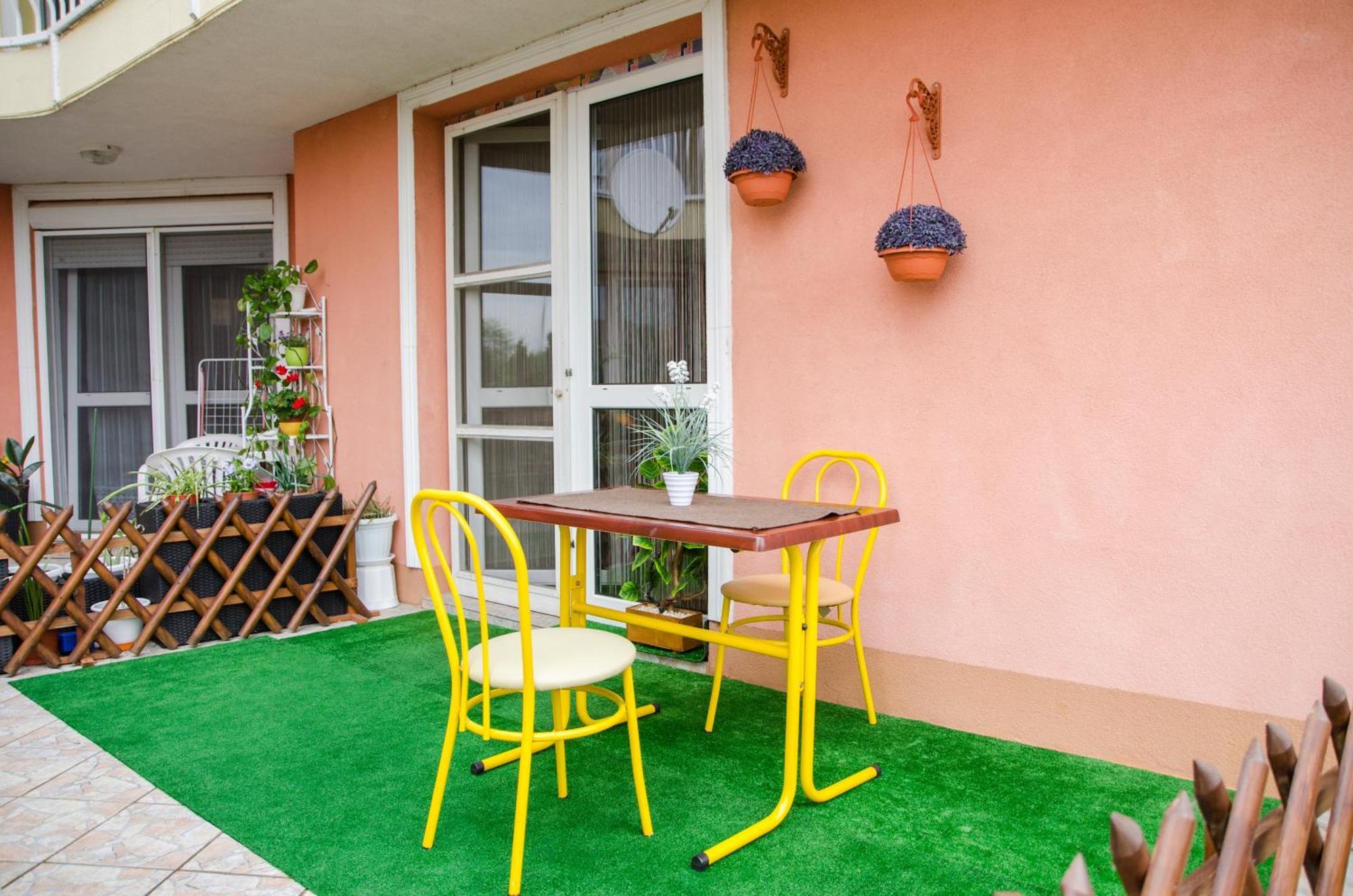 Art Eden Apartment Hajduszoboszlo Ngoại thất bức ảnh